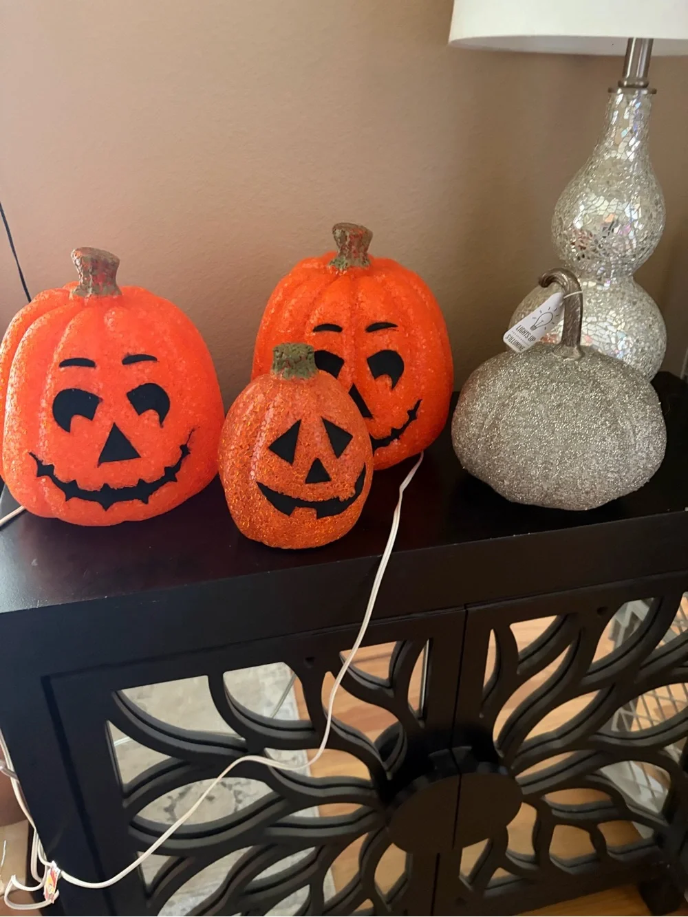 3 Vintage Side Seasons Popcorn Light up Pumpkins and 1 Silver Pumpkin
